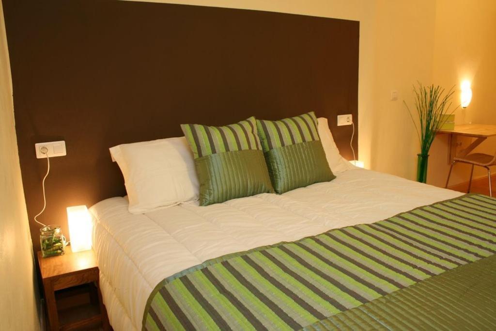 Apartamentos Caces מראה חיצוני תמונה