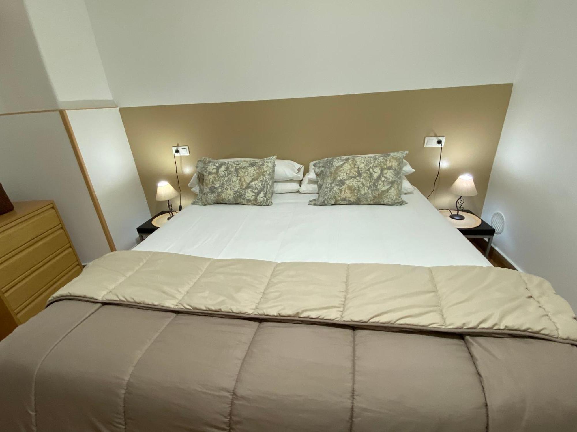 Apartamentos Caces מראה חיצוני תמונה